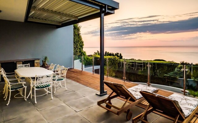 Perfect Family Holiday Villa in Camps Bay Spindrift