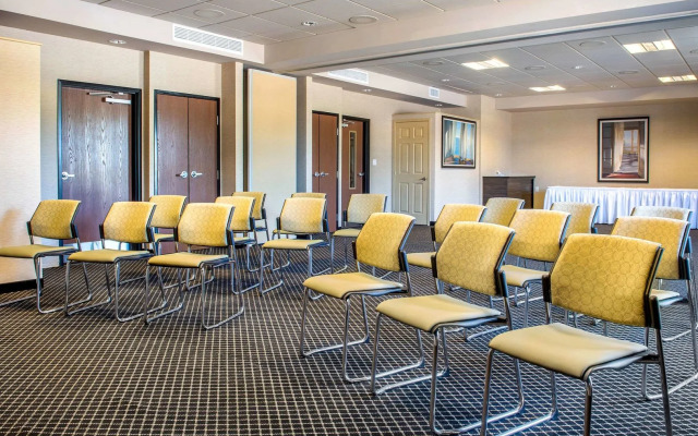 Quality Inn and Suites Petawawa