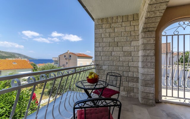 Villa Alka