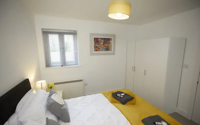 Spire View Apartment