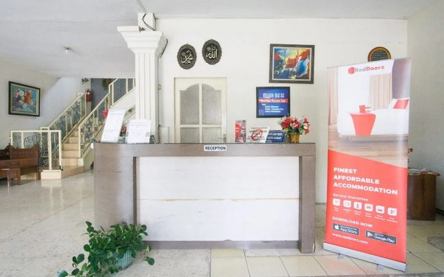 RedDoorz Syariah @ Jalan Gajah Mada