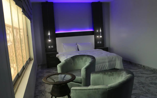 Marina Suhar Hotel