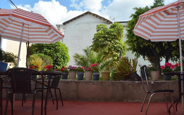 Hotel Juana De Arco