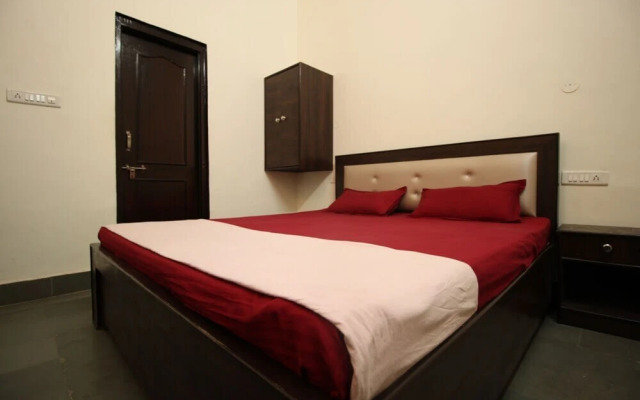 Goroomgo Rudraksh Jaipur
