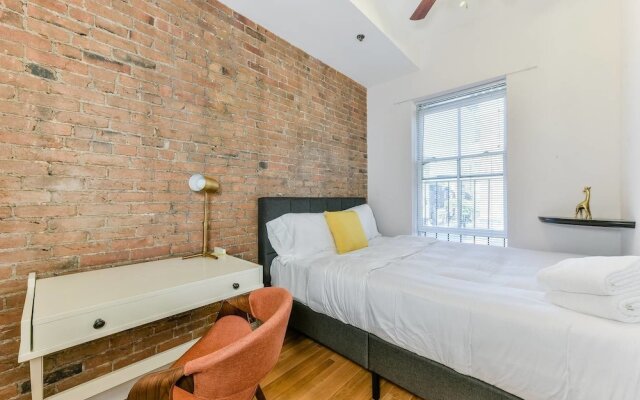 Beautiful 2br/2ba in South End by Domio
