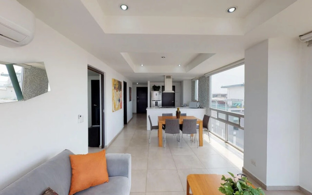 Comfortable Penthouse Incredible View 18A