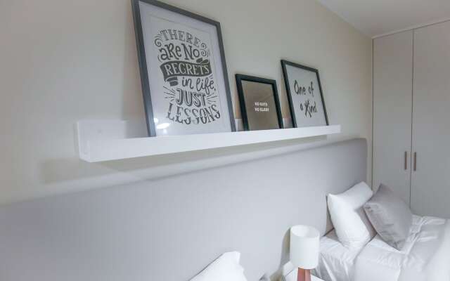 Trendy Host Canvas, Miraflores