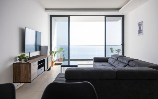 3 bdr aprt, amazing seaview, rooftop pool - LCGR