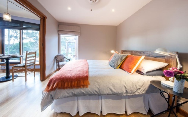 The Linden Bed and Breakfast – Guest Rooms – Melbourne