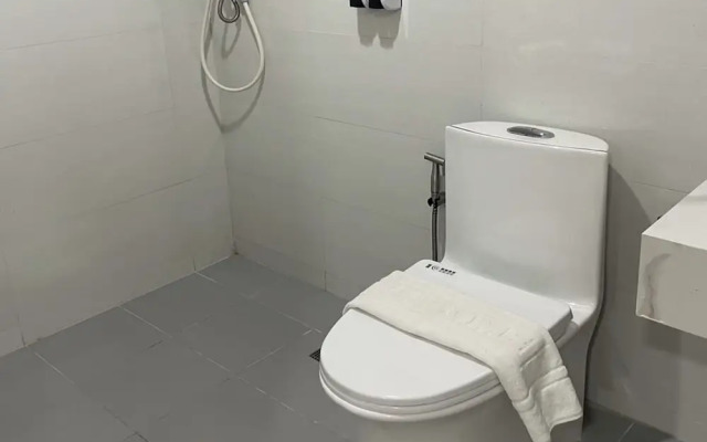 Tj 4711 Residence