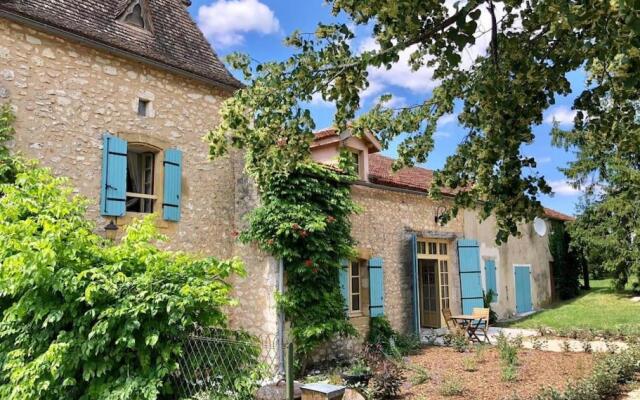 5 bedroom house with private pool, S Dordogne