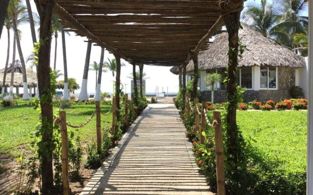 Hotel Arista Bugambilias