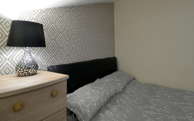 Brightwater Apartment for up to 6 Guests