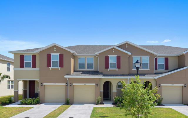 Four Bedrooms TownHome Compass Bay Resort 5130