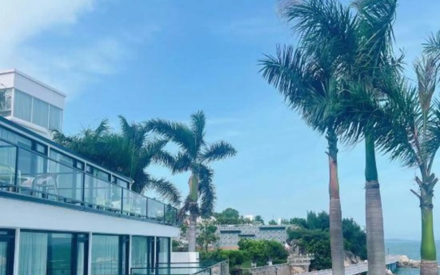 Warmness Hotel