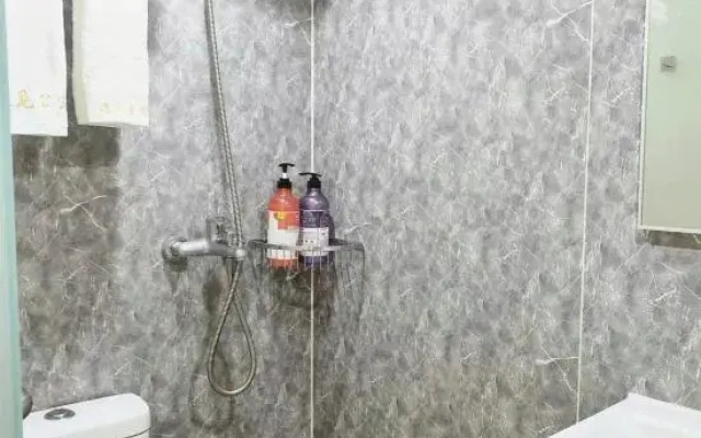 Foshan Meet Apartment (Xingduxu Shunde People's Hospital Metro Station)