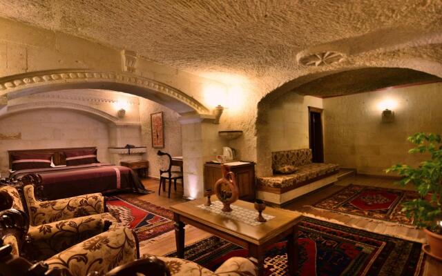 Stone House Cave Hotel