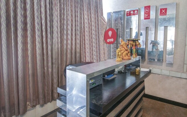 OYO 11966 Grand Euro Park Hotel