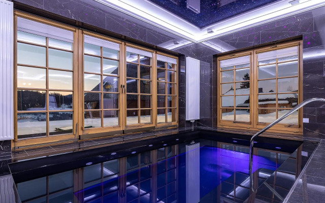 Апарт-Готель "Панщина"