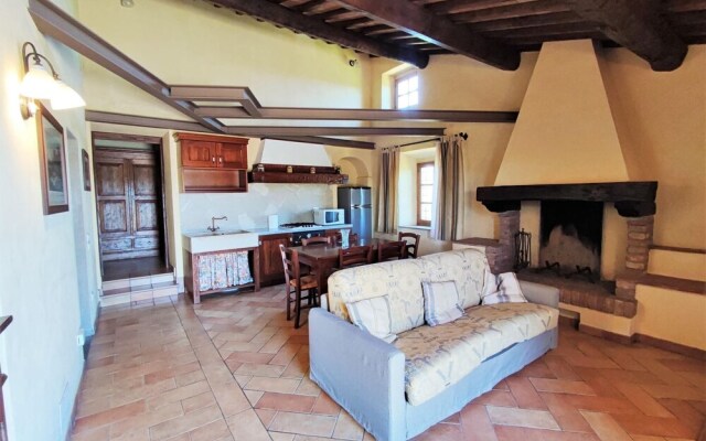 Holiday Home in Gambassi Terme With Jacuzzi