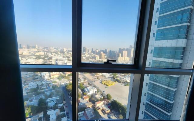 Awesome 2 bedroom apartment with beachfront