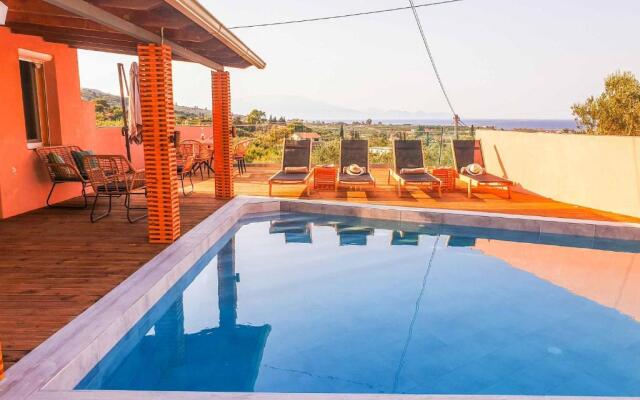 Villa De La Vita Alykes