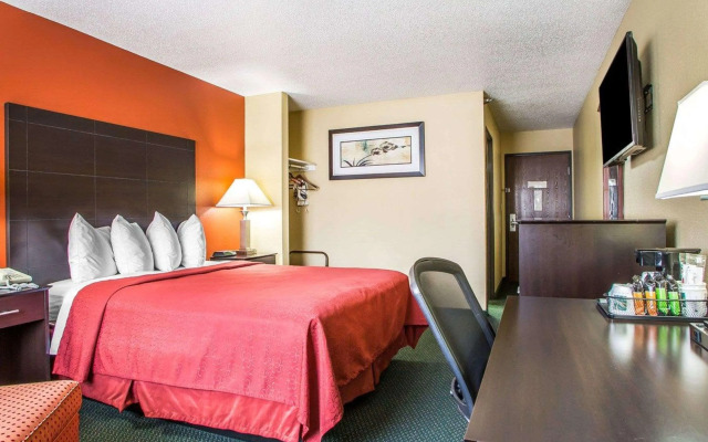 Quality Inn Morton at I-74