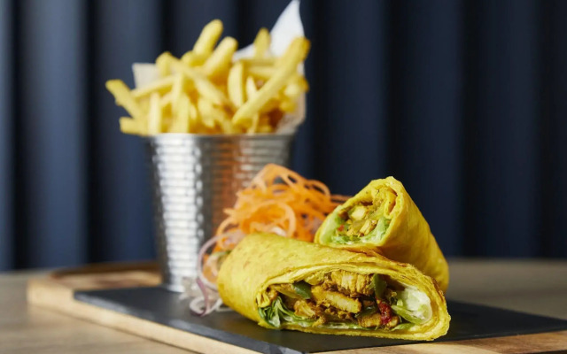 Courtyard by Marriott London City Airport