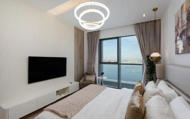 Premium 2BR Emaar Beachfront w Beach Access