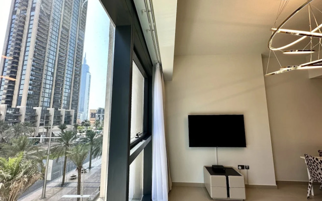 LuxBnB Dubai Opera Act-1 Boulevard Views