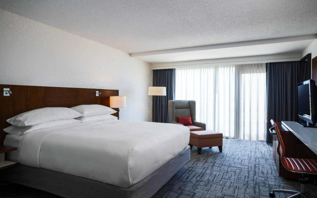 Renaissance Concourse Atlanta Airport Hotel