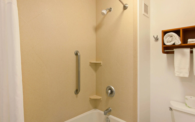 Hampton Inn & Suites Clovis-Airport North