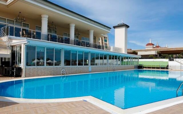 Clover Magic Seagate Belek Hotel