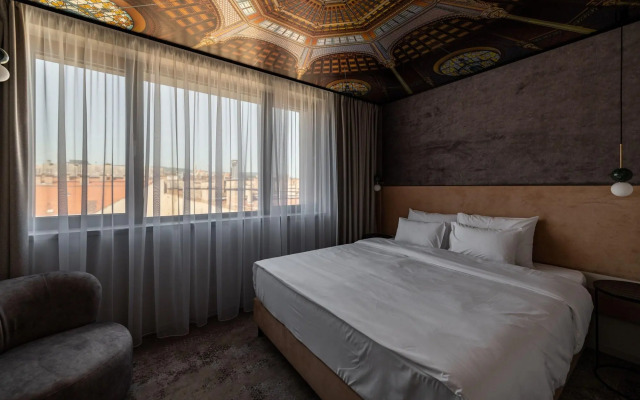 Three Corners Downtown Hotel