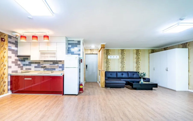 Namwon Hanjeungwonstay Pension