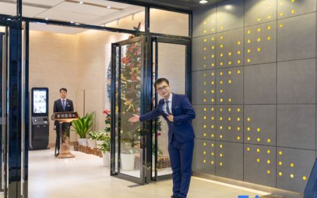 KNIGHT International Chain Hotel (Guangzhou New Baiyun International Airport)