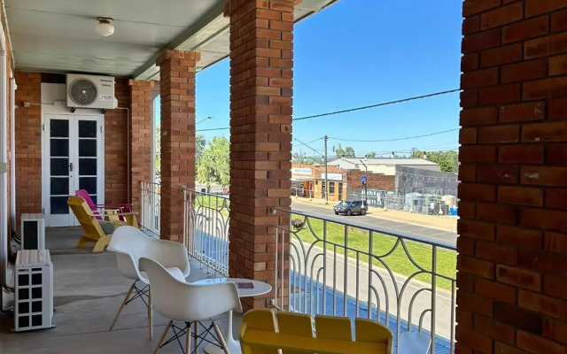 North Gregory Hotel