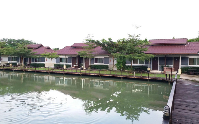 Ban Naam Resort