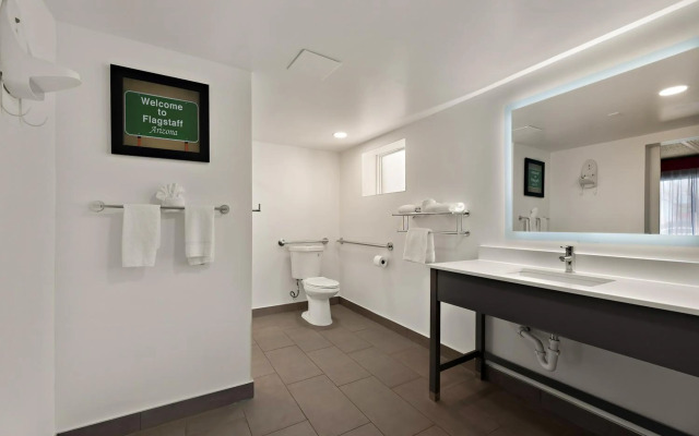 Kings House Motor Hotel