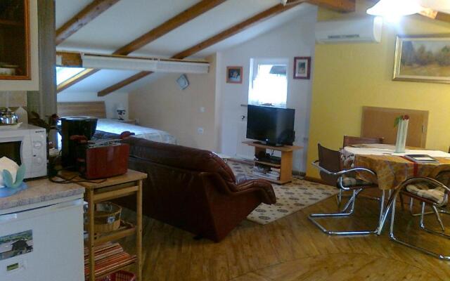 Apartma "Pod Matajurjem"