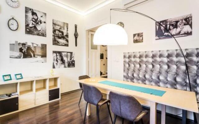 Pop Arts Studios
