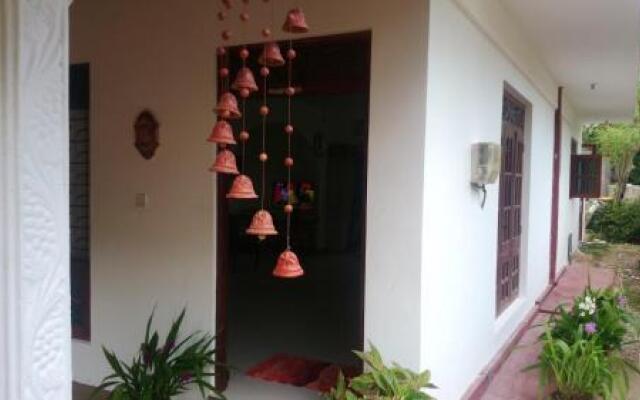 Kavirose Holiday Home