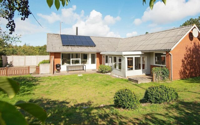 Stunning Holiday Home in Romo Jutland With Garden