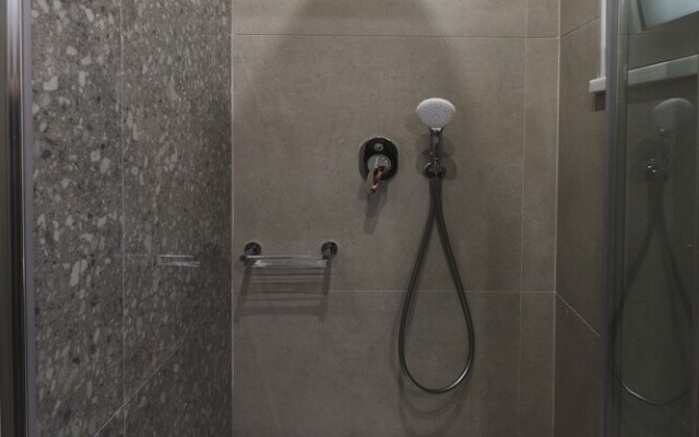 Central Apartment 1 near Old Town & Bus Station