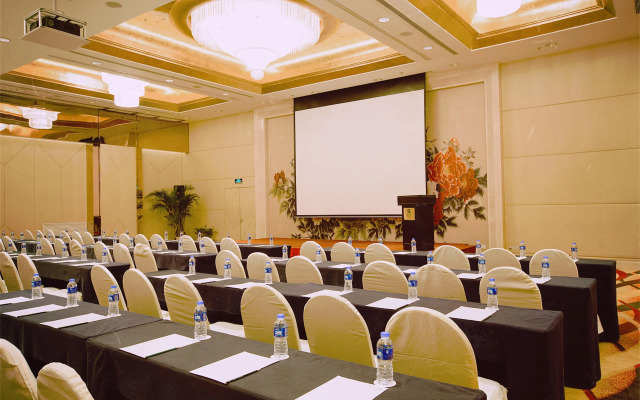 Holiday Inn Shanghai Pudong by IHG