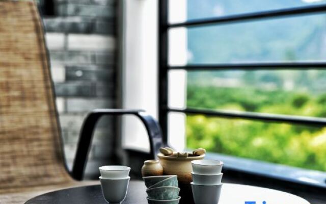 Xianyunju Resort Hotel (Yangshuo 20 yuan Scenic Area Branch)