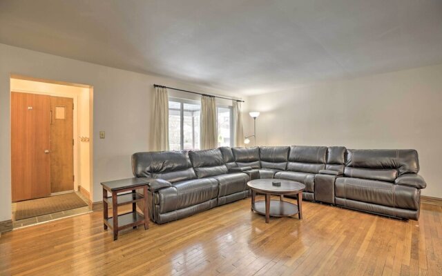 Pittsburgh Townhome ~ 5 Miles to Market Square