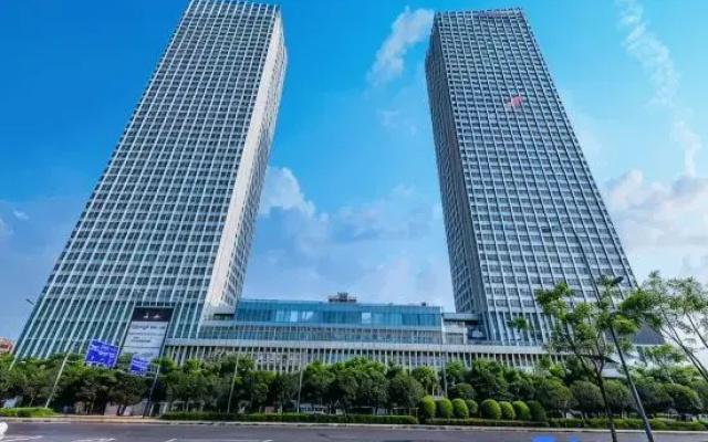 Huanlv Hotel (Chongqing Longtousi North Railway Station)
