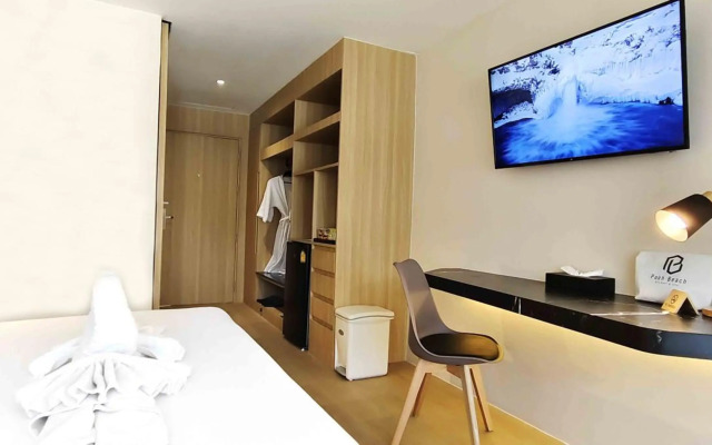 Pooh Beach Resort & Spa