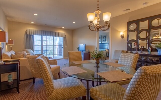 Great Gatsby 2 Bedrooms 2 Bathrooms Condo